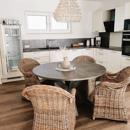 Apartment 50 0 M Ankerplatz